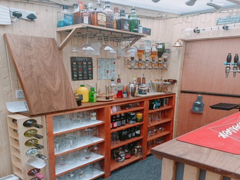 Garden Bar 1